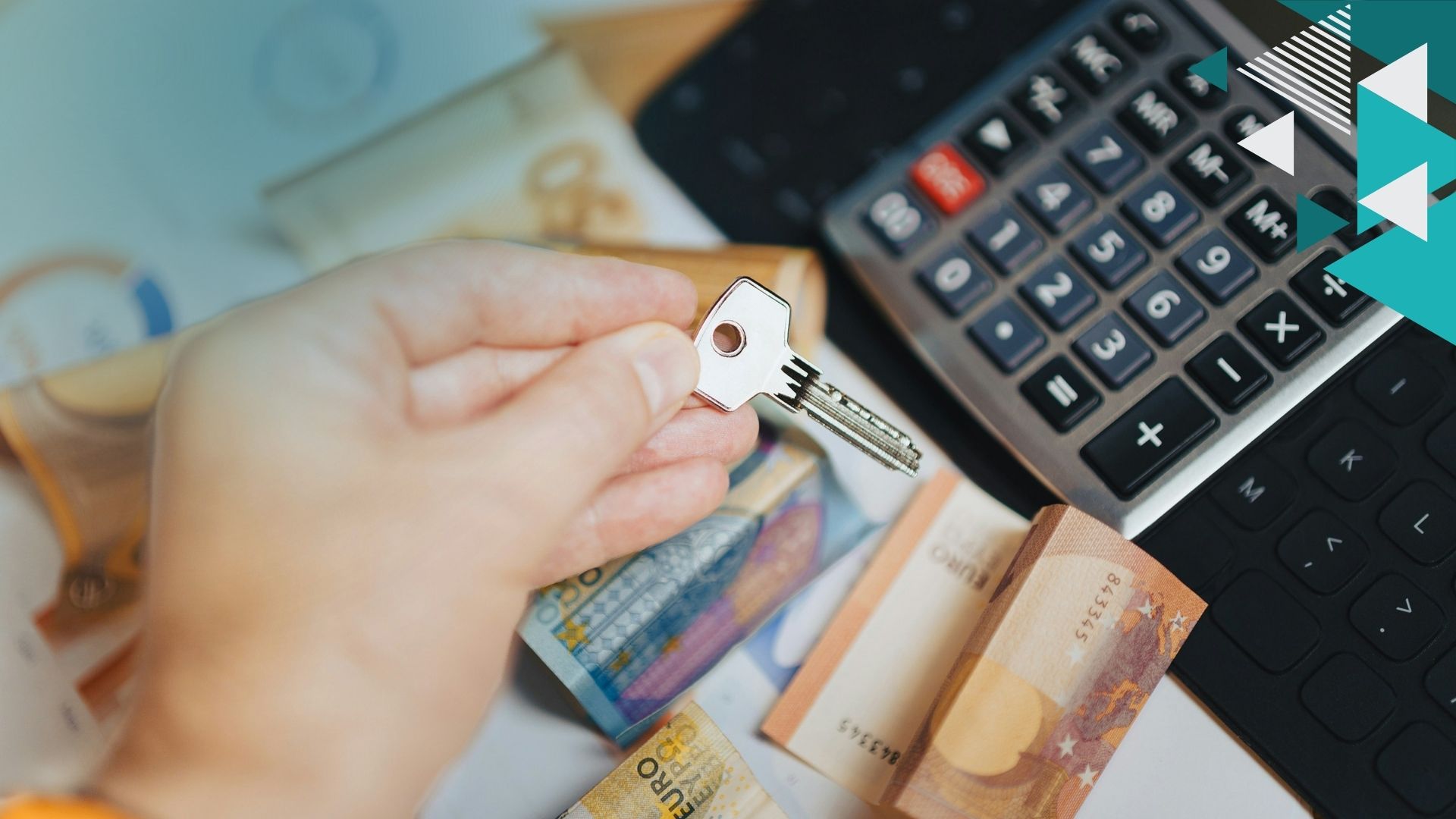 ¿Invierto en bienes raíces, acciones o fondos?